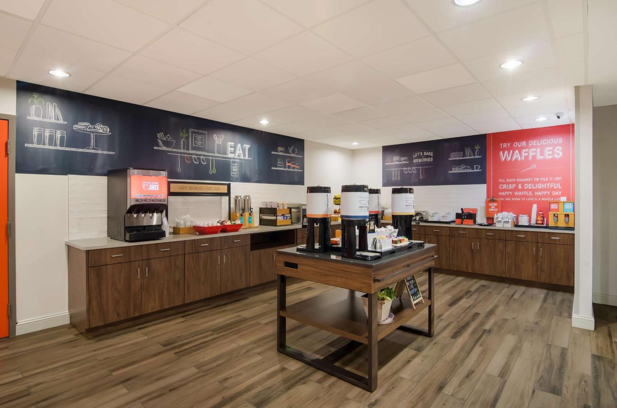Hampton Inn Wilson Downtown Esterno foto