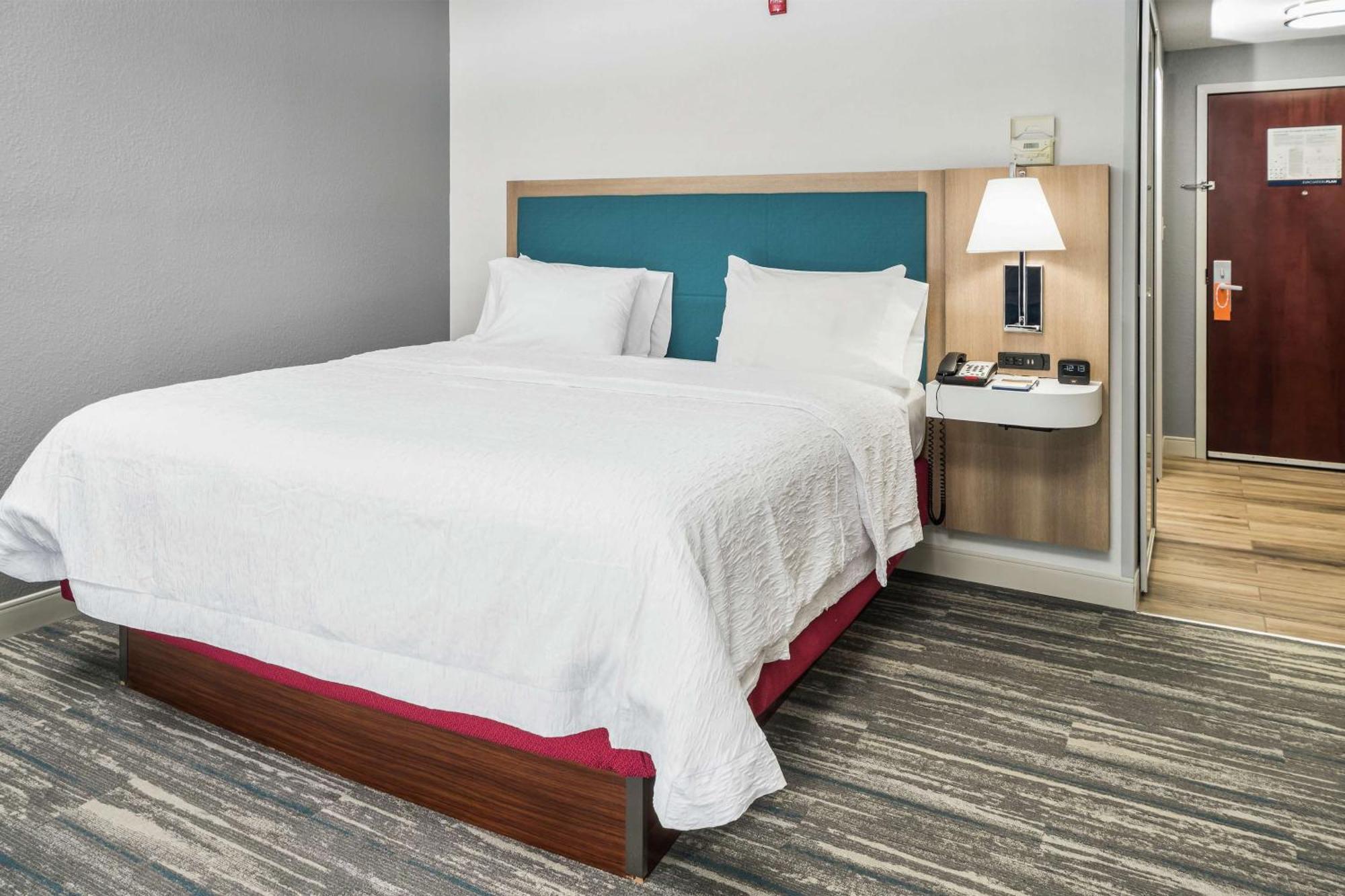 Hampton Inn Wilson Downtown Esterno foto